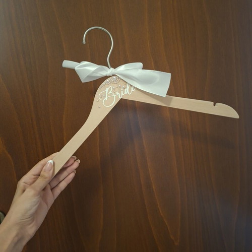 Bridal hanger new