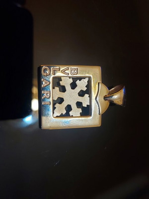 Bvlgari silver pendant like new