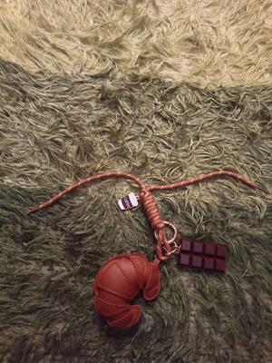 Croissant coffee chocolate keychain like new