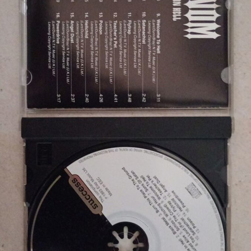 Venom Leave Me In Hell CD used, metal