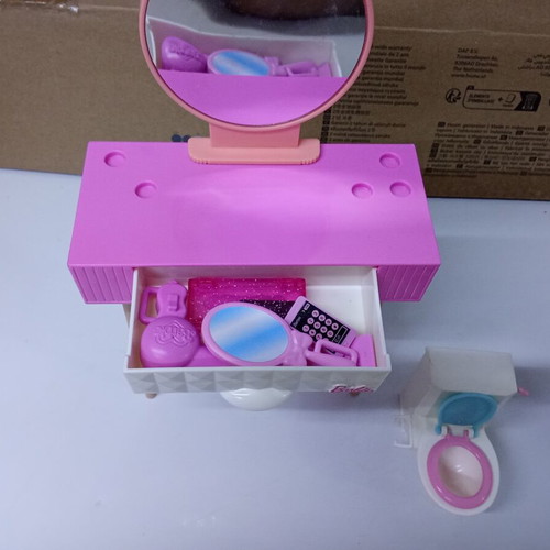 Barbie furniture and beauty accessories set like new