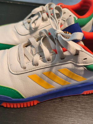 Adidas sneakers size 39.5, multicolor