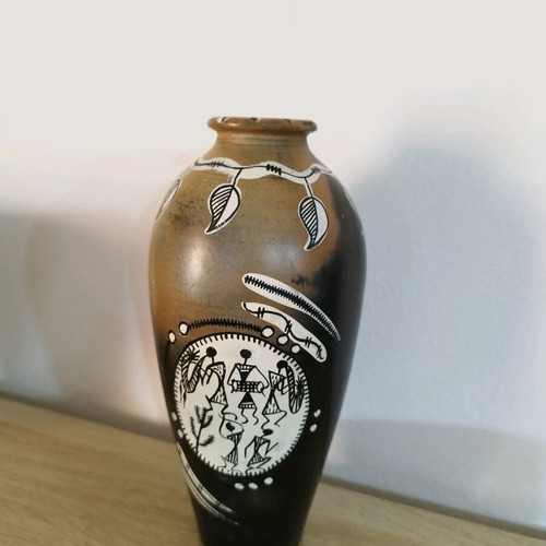 Folk Art Painted Black Flower Vase like new