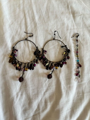 Hoop earrings and dangle earring like new