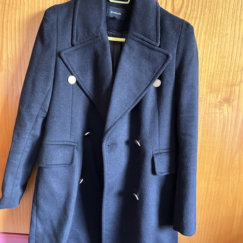 Stradivarius black coat, medium size, knee-length, gold buttons