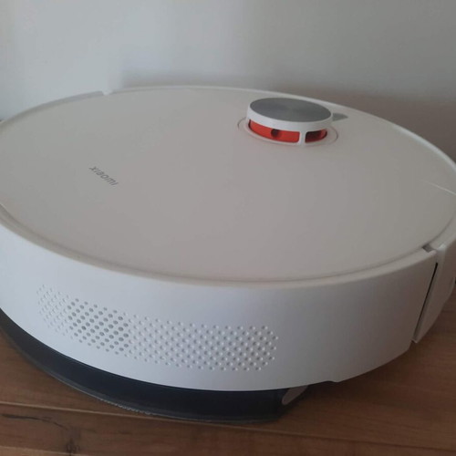 Xiaomi Robot Cleanser new with active warranty