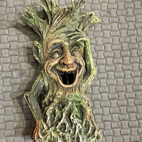 Decorative Aquarium Tree with Face and Flowers new