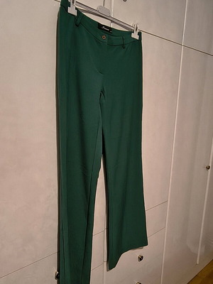 Innocent pants like new, straight cut, green, size M