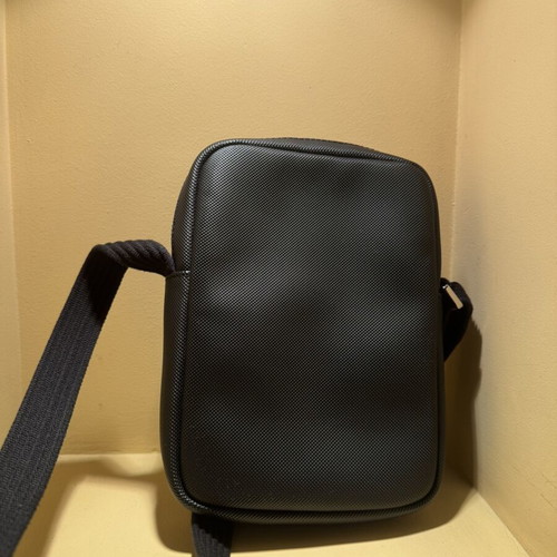 Lacoste bag like new, black