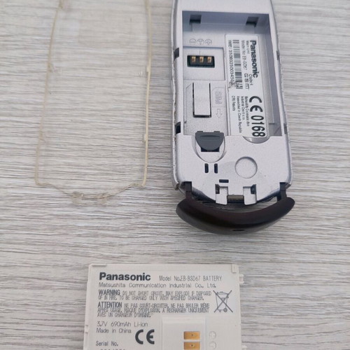 Panasonic EB GD67 Classic Phone used, vintage buttons