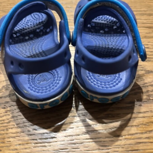 Crocs baby shoes for boy like new, size C5
