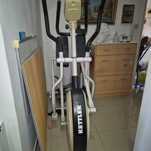 Kettler Skylon 1 elliptical trainer like new
