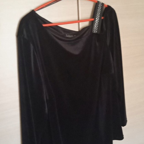 Velvet women's blouse like new with unique shoulder design