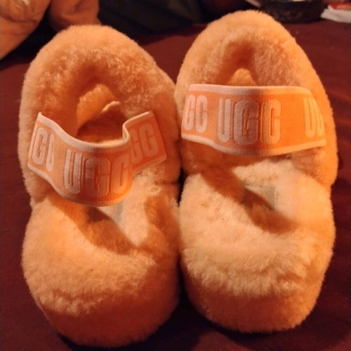 UGG slippers new winter size 38 pink