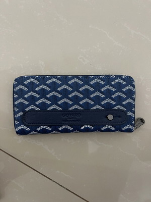 Wallet new, blue, with capacity