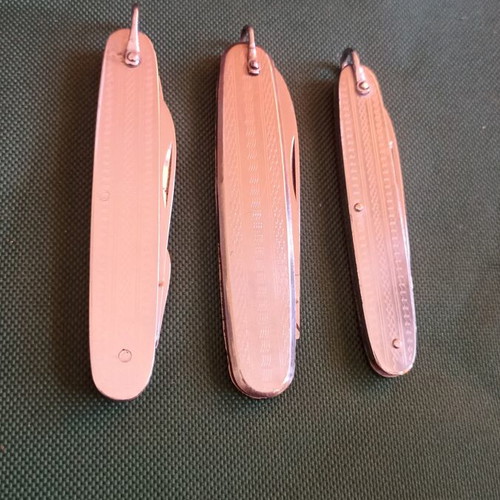Vintage pocket knives and multitool set of 3, like new
