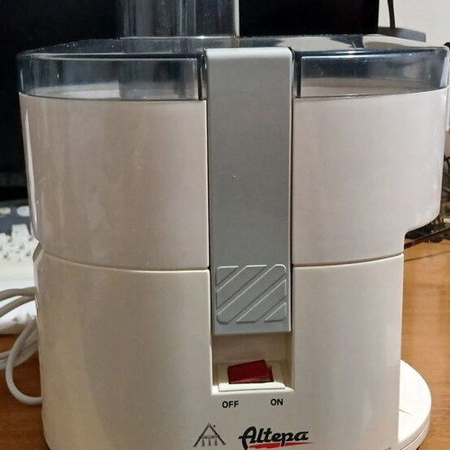 Altepa juicer T-323 150w like new