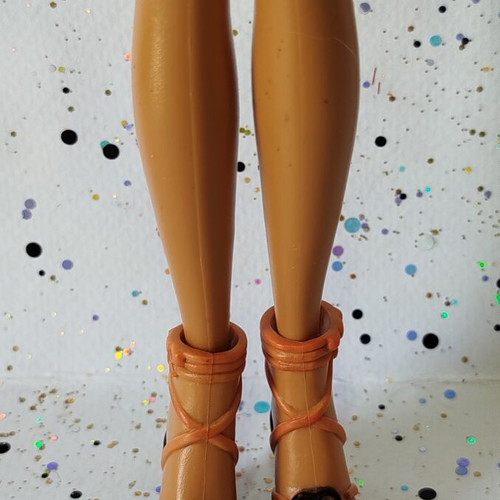 My Scene Madison Street Style doll with flaws