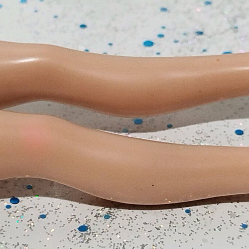 Bratz Twinz Phoebe nude doll used with flaws