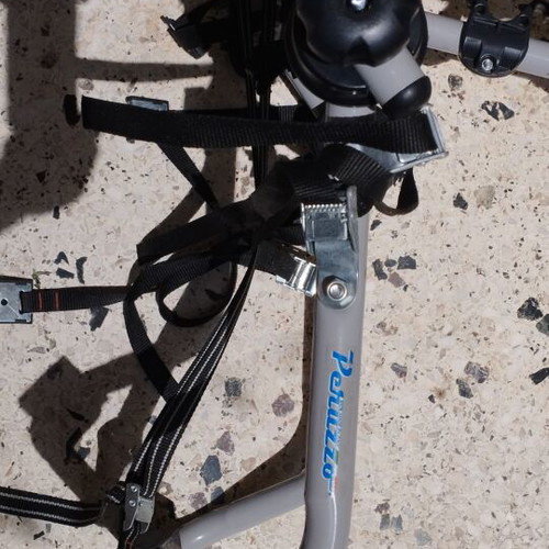 Orient Snake 24 Inch City Bike with Car Rack for 3 Bikes like new