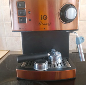 IQ καφετιέρα Espresso 850W 15Bar Bronze