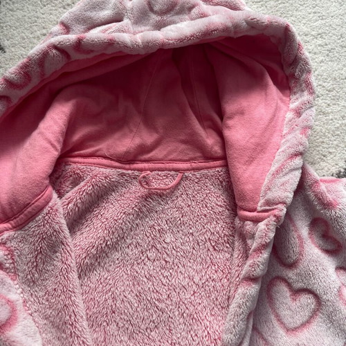 Bathrobe with hearts for girl 5-9 years like new