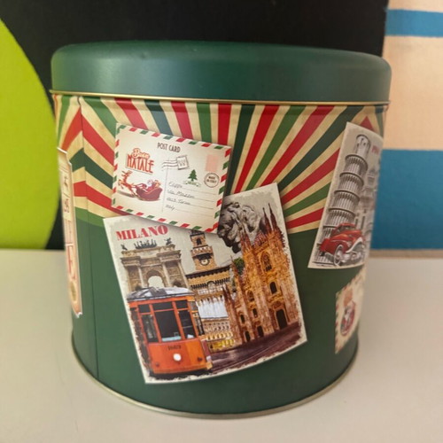 Christmas metal boxes like new, set of 2 large