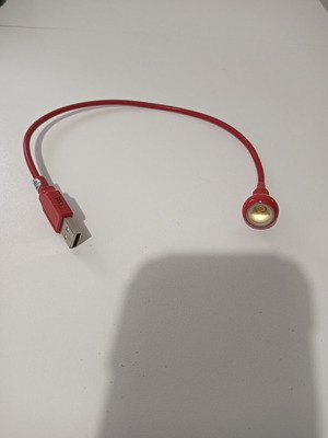 USB LED light in red color, like new