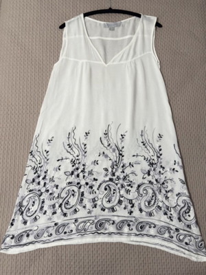 Attrattivo white boho dress with embroidery, size small, like new