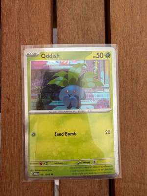 Pokemon TCG Oddish Cosmos Holo #001 like new