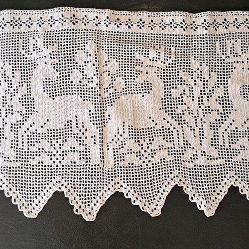 Crocheted pieces used with tsigkelaki, 2 pieces 45×23 and 4 pieces 23×33