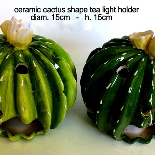 Ceramic cactus-shaped candle diffusers like new, set of 2