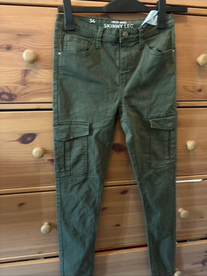 C&A green pants size 34 like new