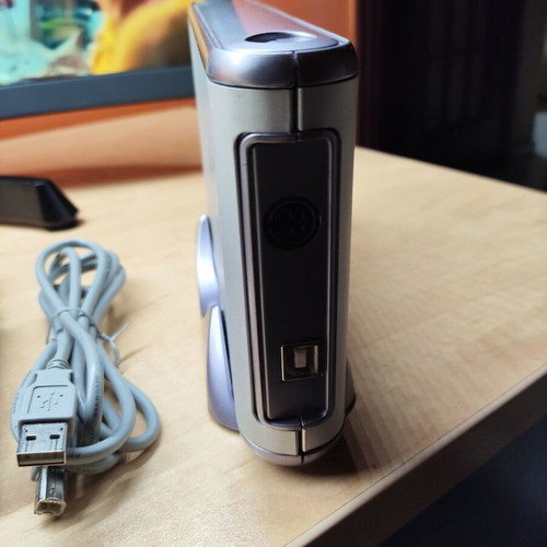 Hard drives 3.5" used with onboard network card and 2 CD DVD writers