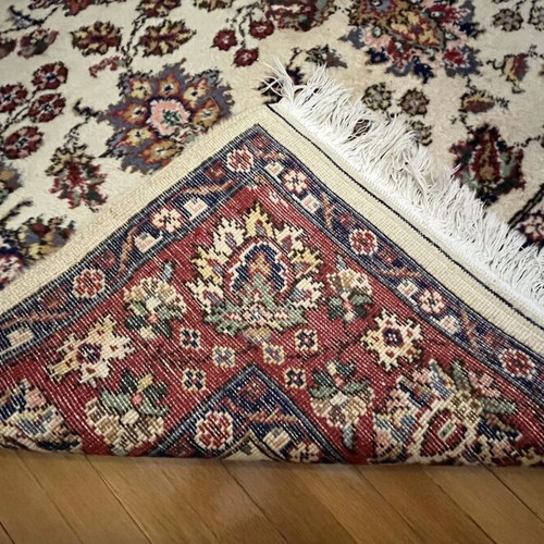 Handmade wool rug used with traditional Sparta pattern