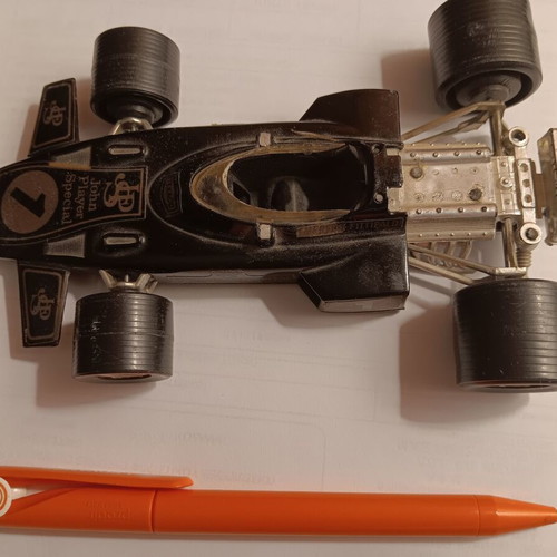 Collectible Formula 1 Lotus JPS toy car used