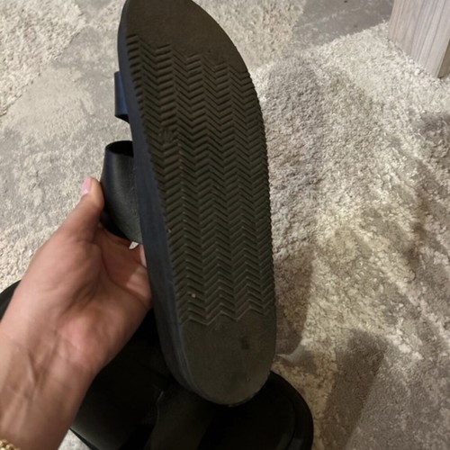 Black low sandals like new with soft sole