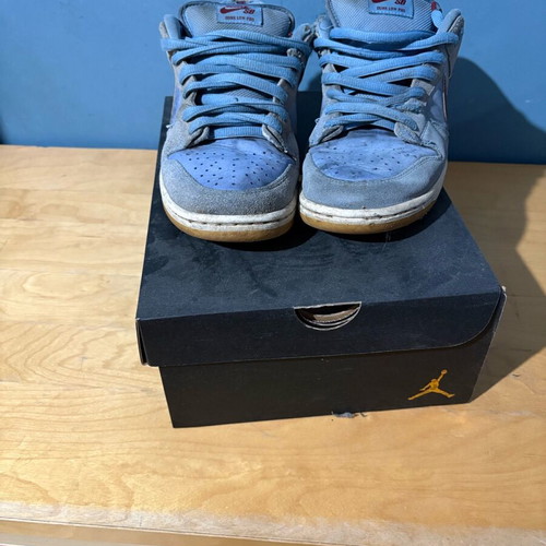 Nike Dunk SB Low used, size 42, blue and red