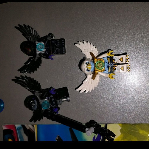 Lego Chima Set 70012 like new with instructions and figures