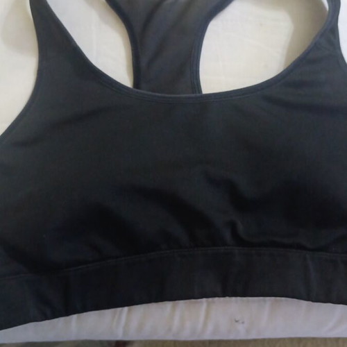 Adidas sports bra size M black like new