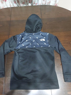 Ζακέτα The North Face αγορίστικη μέγεθος M like new