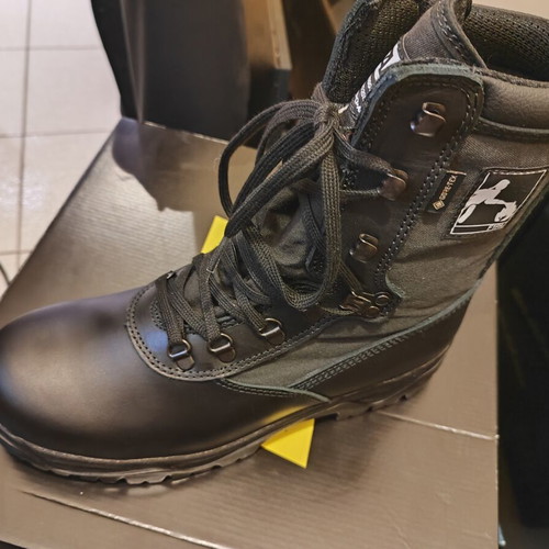 FAL FTX800GT Extincion Nomex Gore boots new, hunting and firefighting