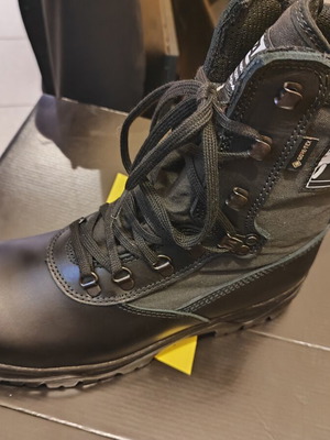 FAL FTX800GT Extincion Nomex Gore boots new, hunting and firefighting