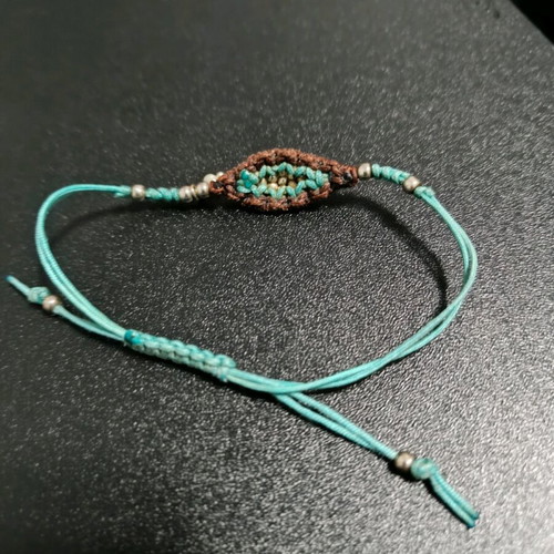 Macrame handmade bracelet Gregio like new, turquoise