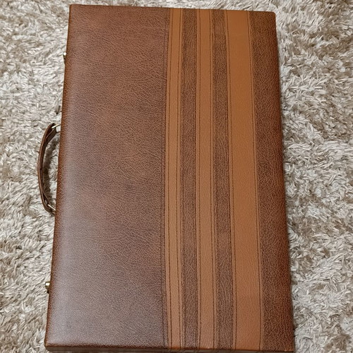 Backgammon leather case like new