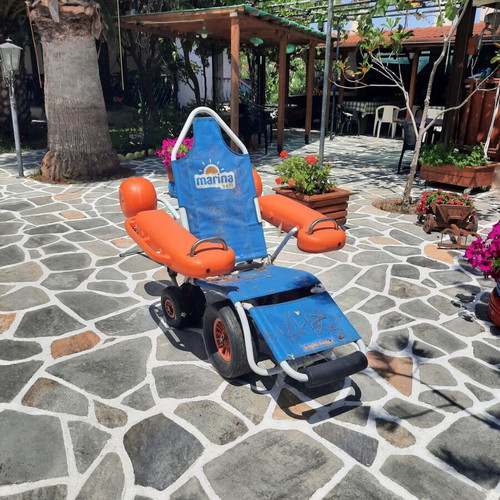 Beach wheelchair like new for people with disabilities