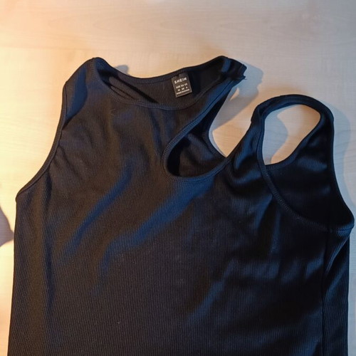 Shein dress, shirt, and crop top bundle new, size M, pink and red