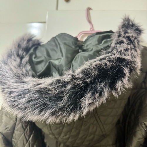 Long quilted jacket with hood like new, khaki, size L