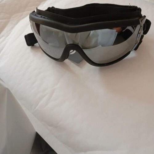 Dog sunglasses Carotoe brand with UV 400 protection new