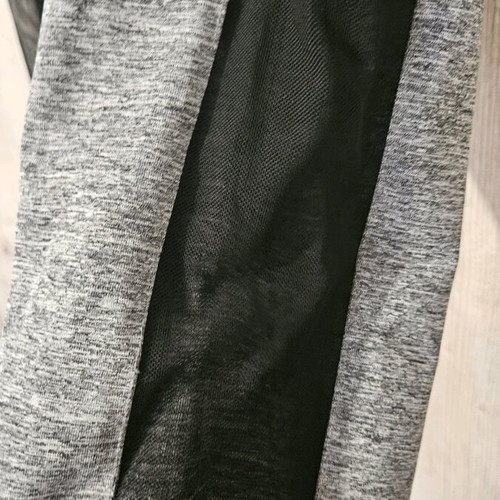 Leggings with mesh panels like new, size small to medium